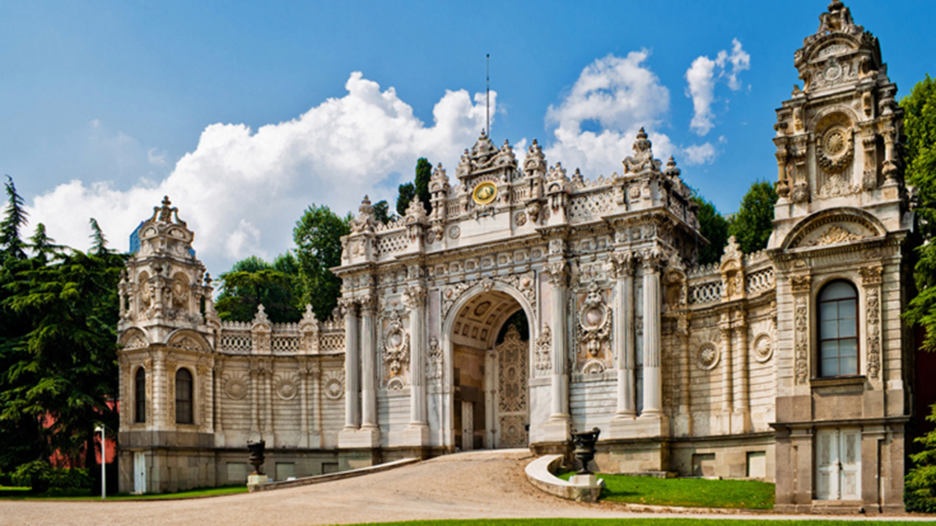Dolmabahçe Palace